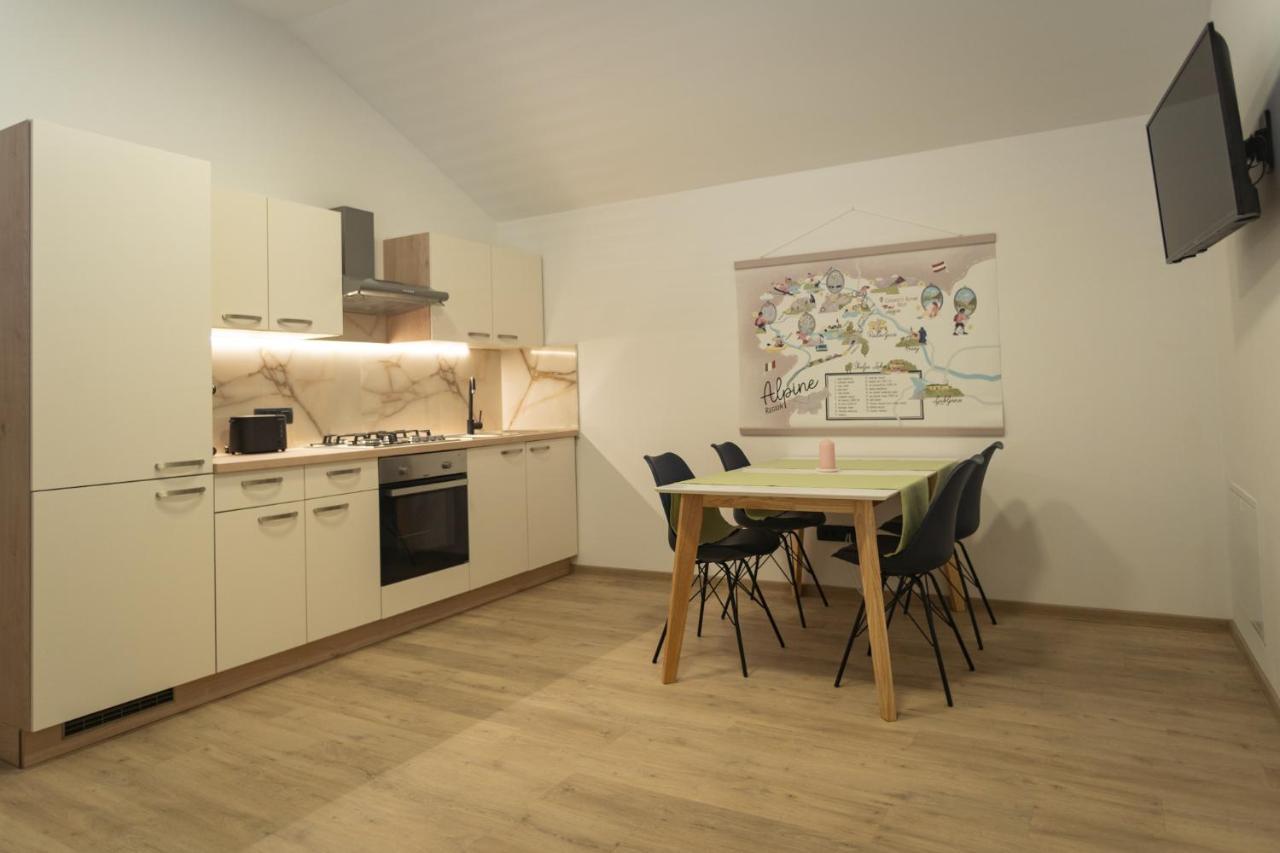 Ferienwohnung Cuckoo'S Alpine Nest Lesce  Exterior foto