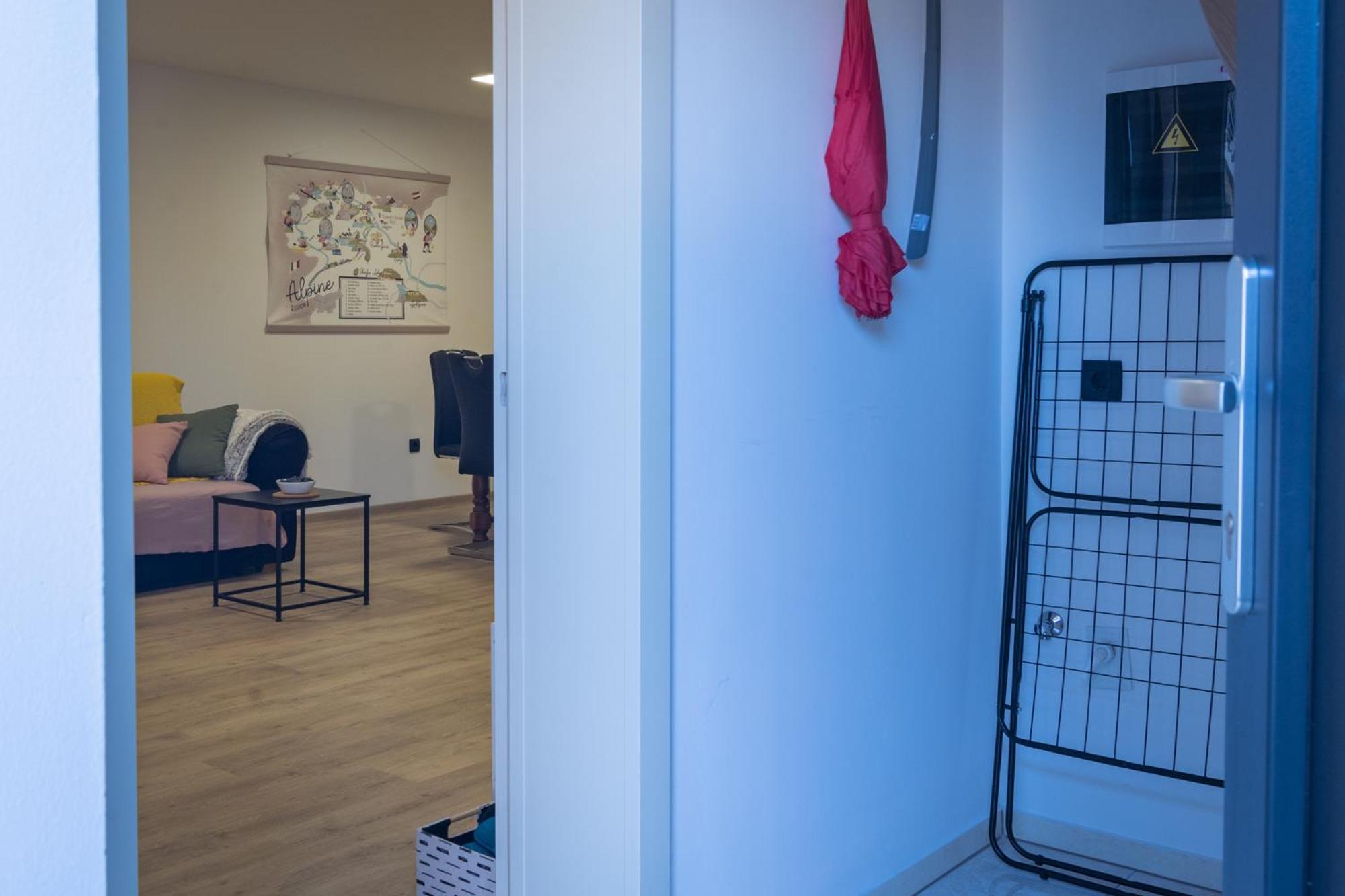 Ferienwohnung Cuckoo'S Alpine Nest Lesce  Zimmer foto